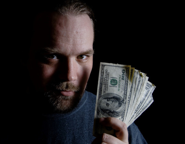 2322620025_6ac0fbae36_z